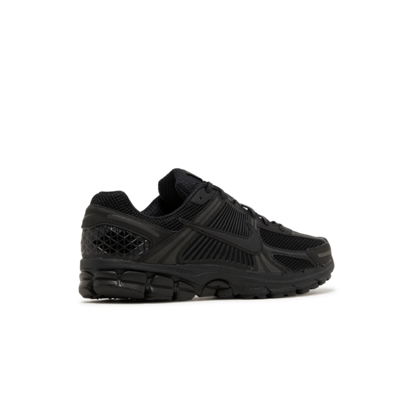 Nike Air Zoom Vomero 5 'Triple Black' - Image 3