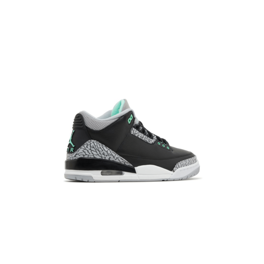 Air Jordan Retro 3 'Green Glow' - Image 3