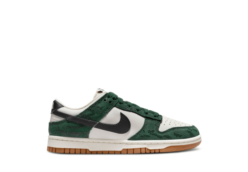 WMNS Nike Dunk Low 'Green Snake'